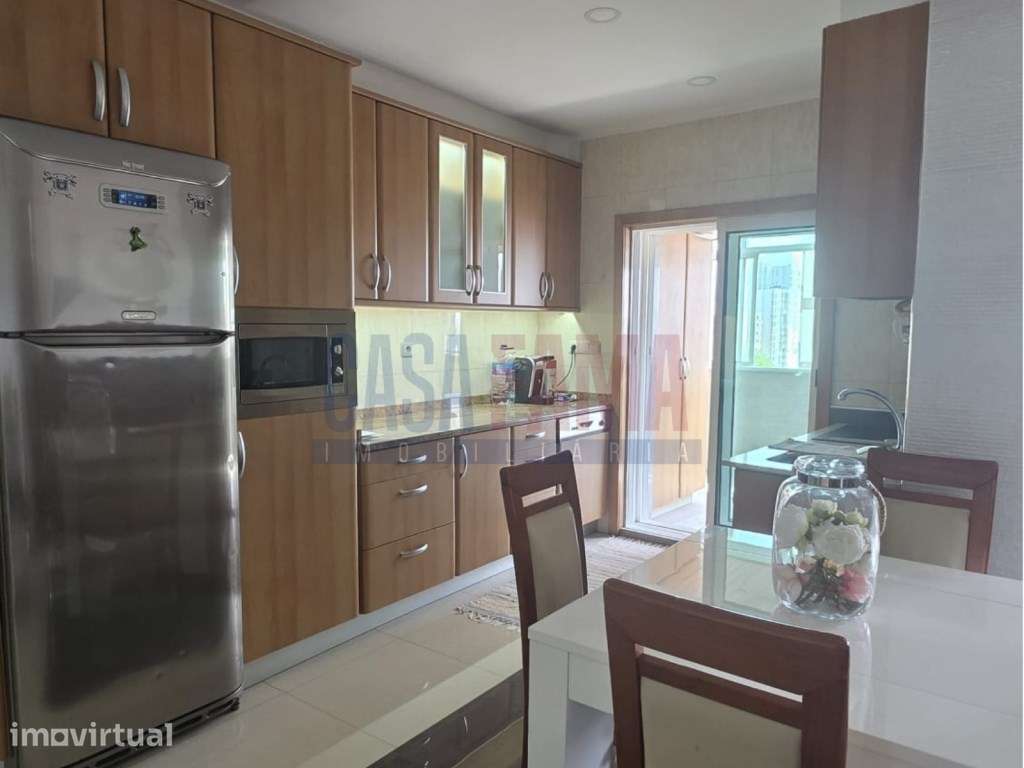 Apartamento T3+1 totalmente equipado no coração da Póvoa - a 100m d... - Grande imagem: 2/24
