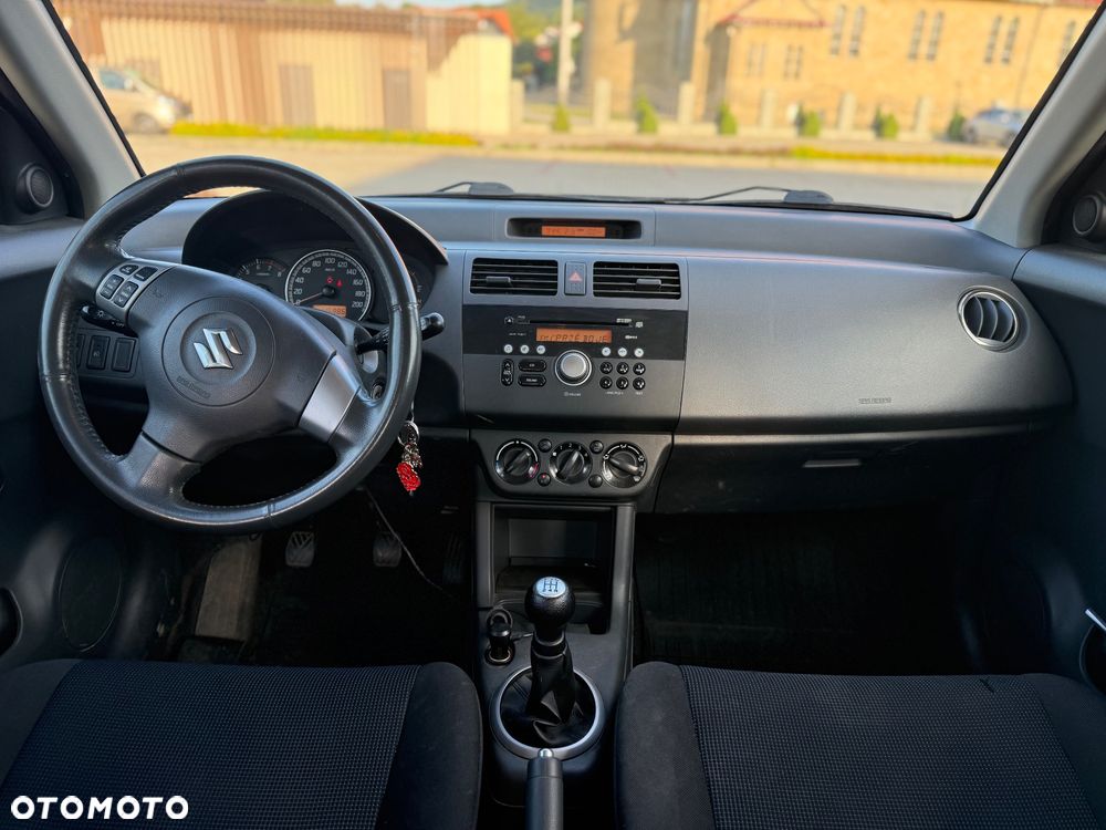 Suzuki Swift 1.3 GS / Premium 4WD - 8