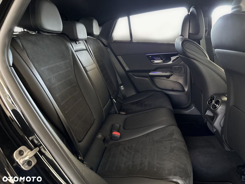 Mercedes-Benz GLC - 22