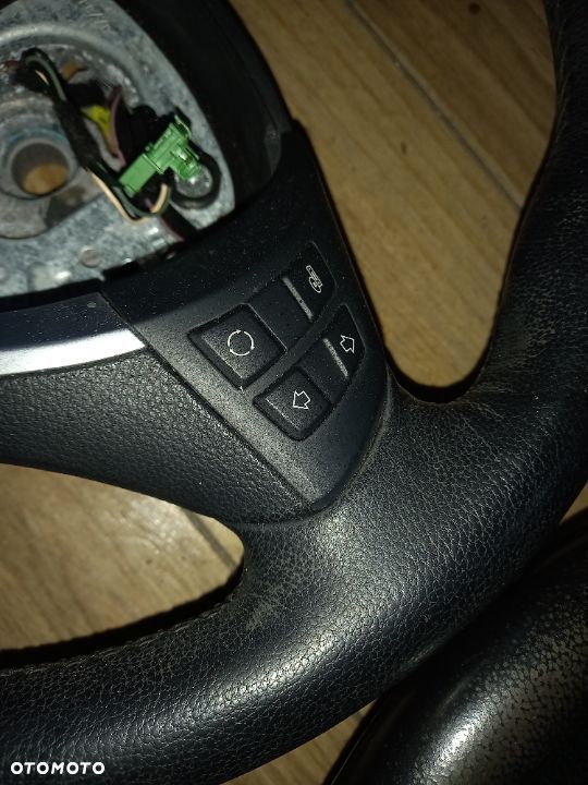 Kierownica Multifunkcyjna BMW X5 E70 X6 E71 - 3