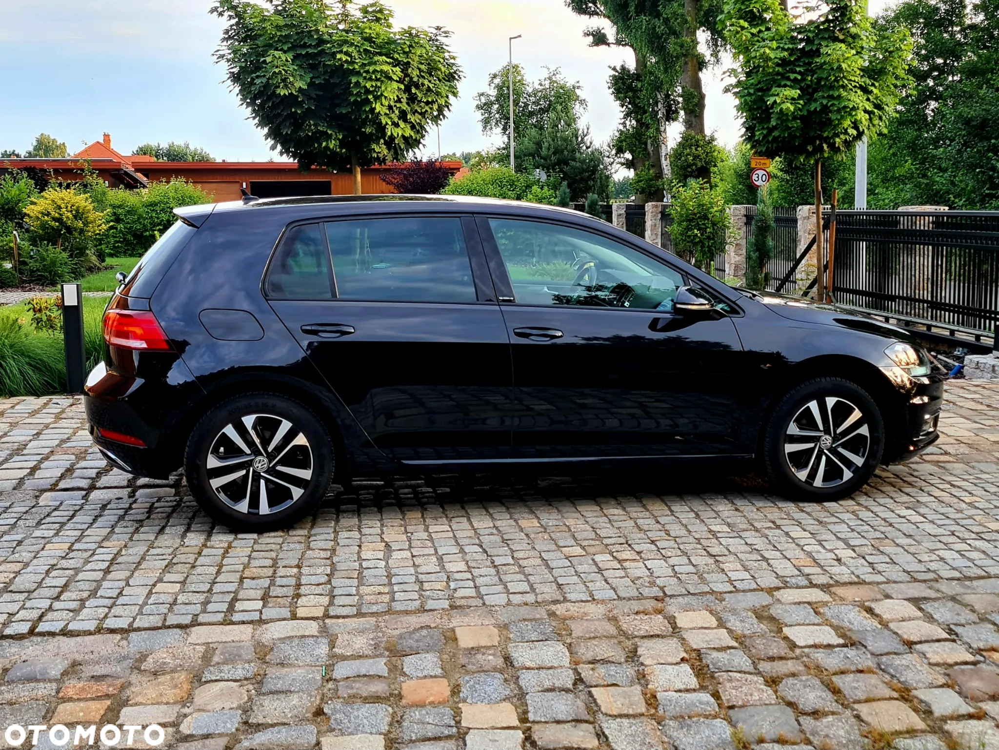Volkswagen Golf VII 1.5 TSI BMT Evo IQ Drive - 10