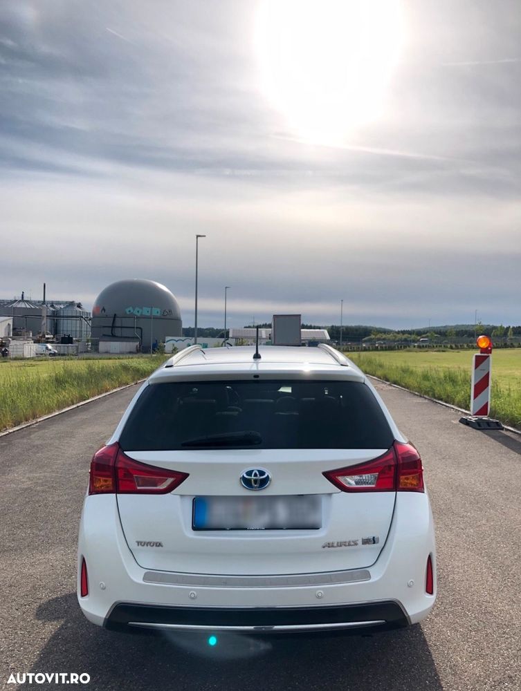 Toyota Auris 1.8 VVT-i Hybrid Automatik Touring Sports Executive - 17