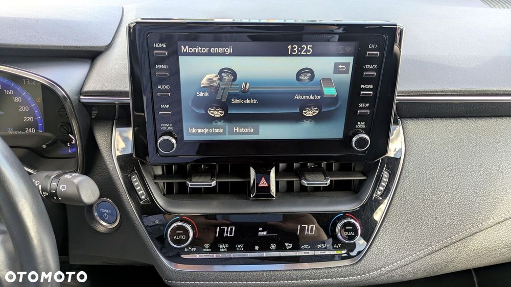 Toyota Corolla 2.0 Hybrid Comfort - 17