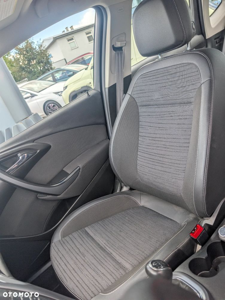 Opel Astra 1.6 Active EU6 - 18