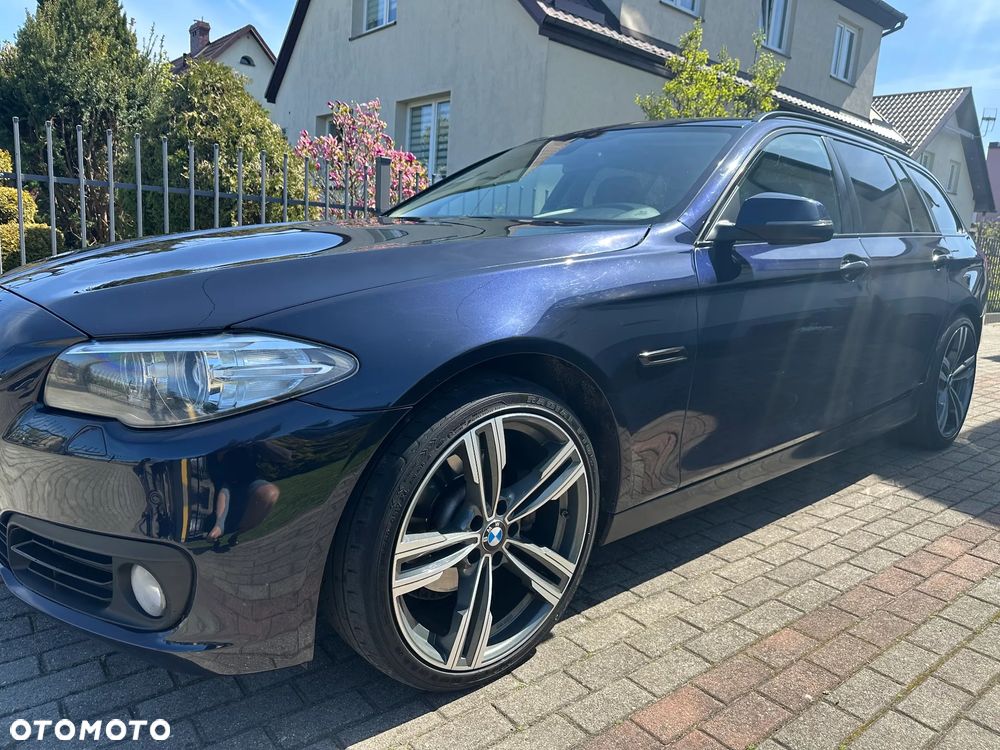 BMW Seria 5 520d Touring - 1