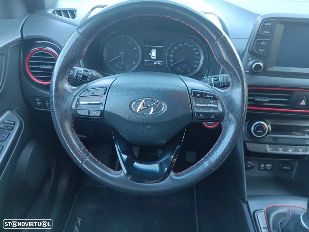 Hyundai Kauai 1.0 T-GDi Premium Pele/Tec.Vermelho - 9