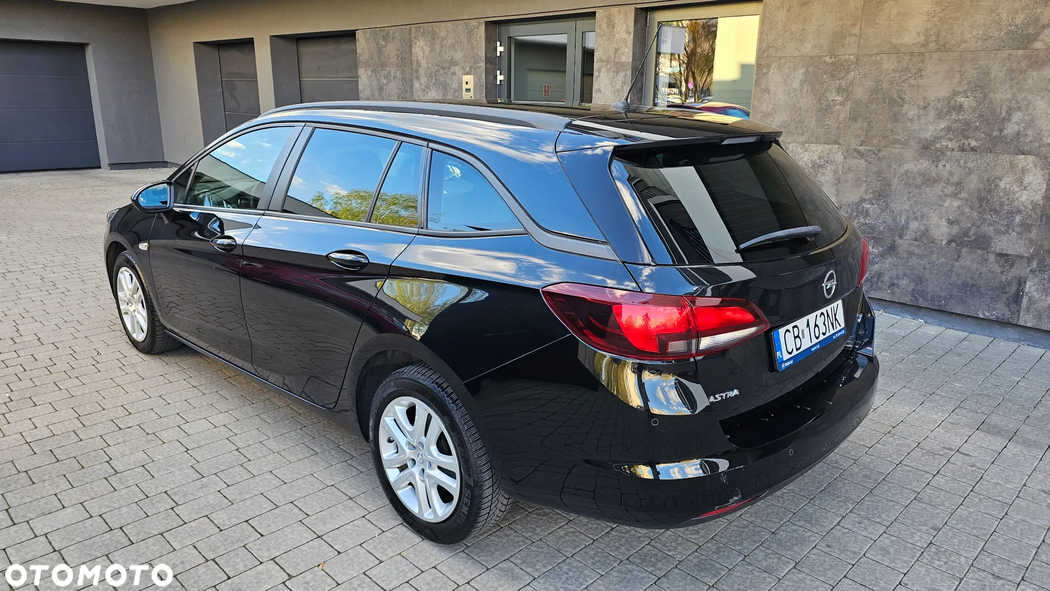Opel Astra V 1.6 CDTI Enjoy - 3