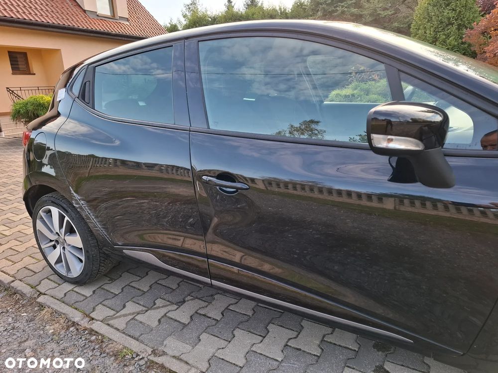 Renault Clio - 10