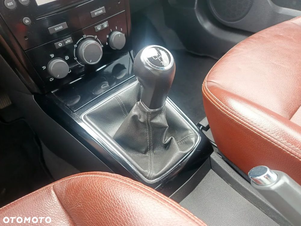 Opel Astra 1.6 Cosmo - 27