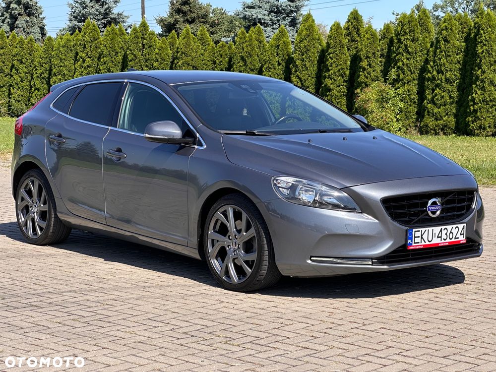 Volvo V40 - 2