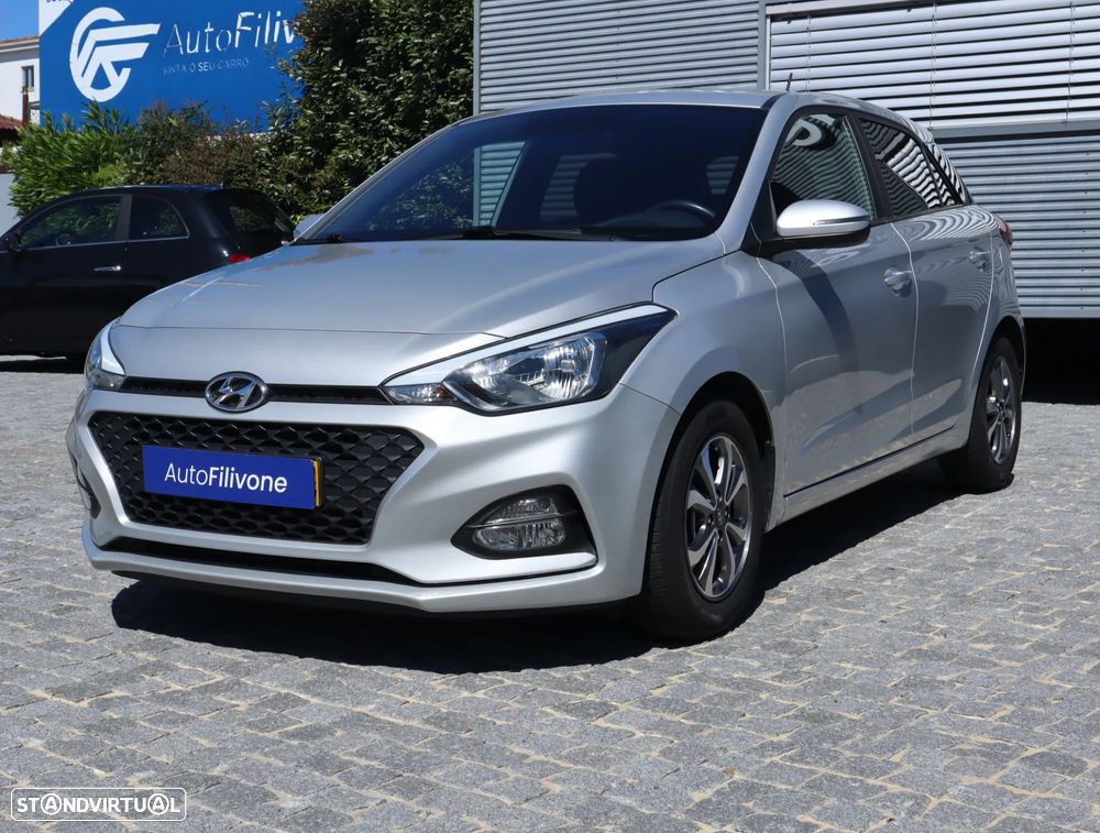 Hyundai i20 - 13