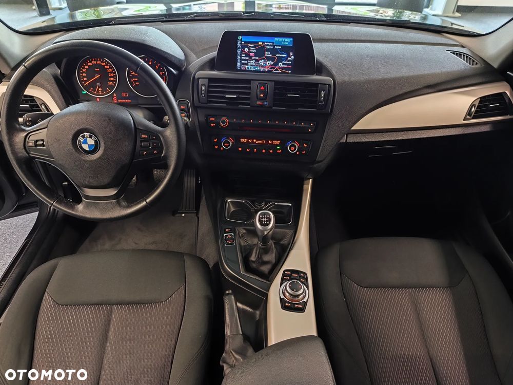 BMW Seria 1 116i Urban Line - 9