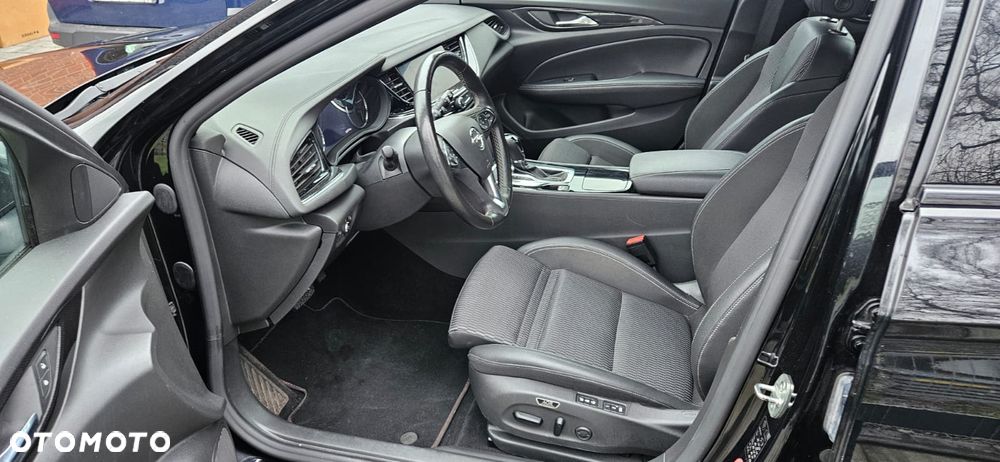 Opel Insignia - 4