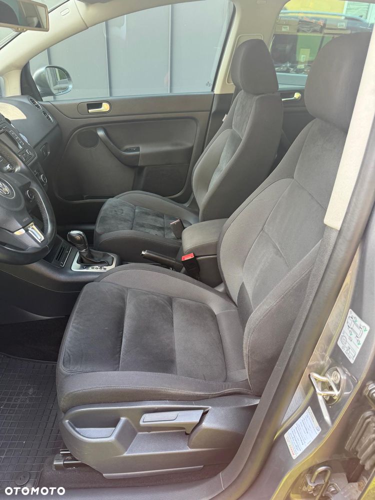Volkswagen Golf Plus - 10
