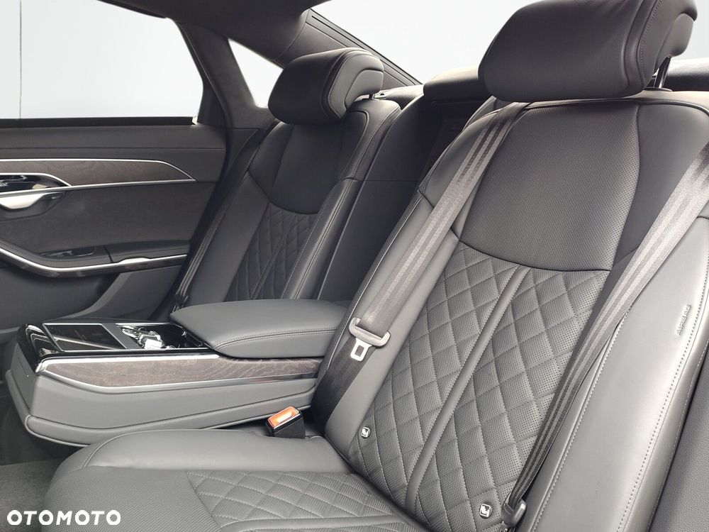 Audi A8 - 21