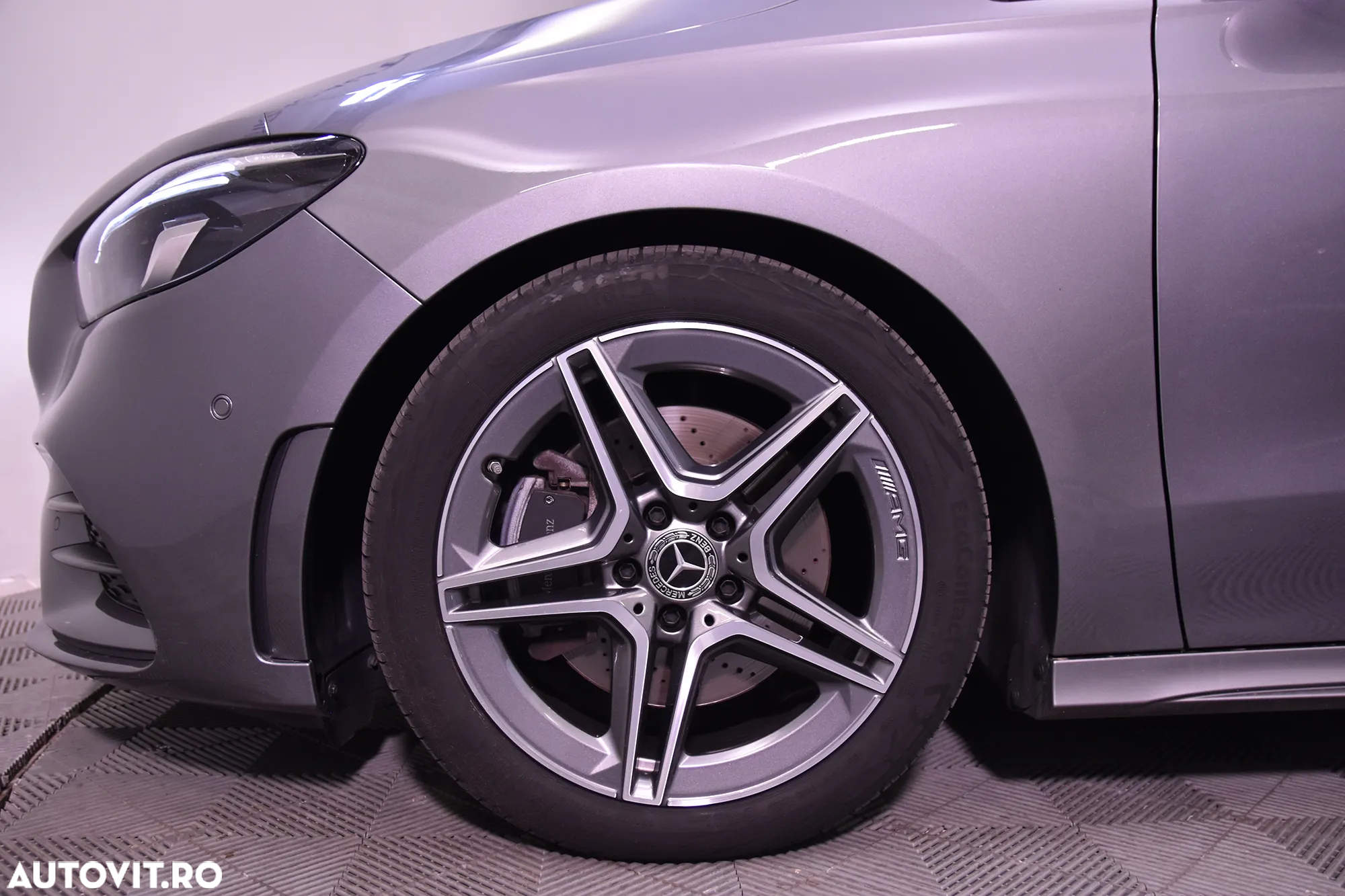 Mercedes-Benz B 220 d 8G-DCT - 13
