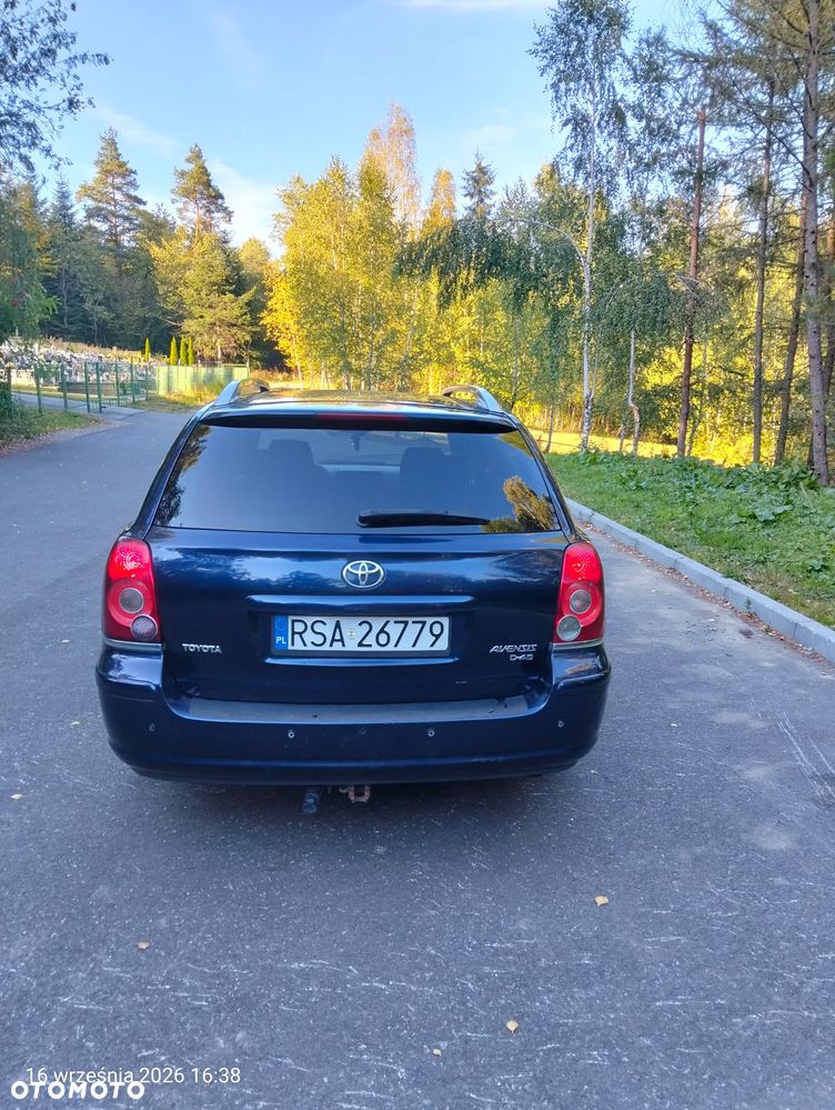 Toyota Avensis 2.2 D-CAT Sol - 16