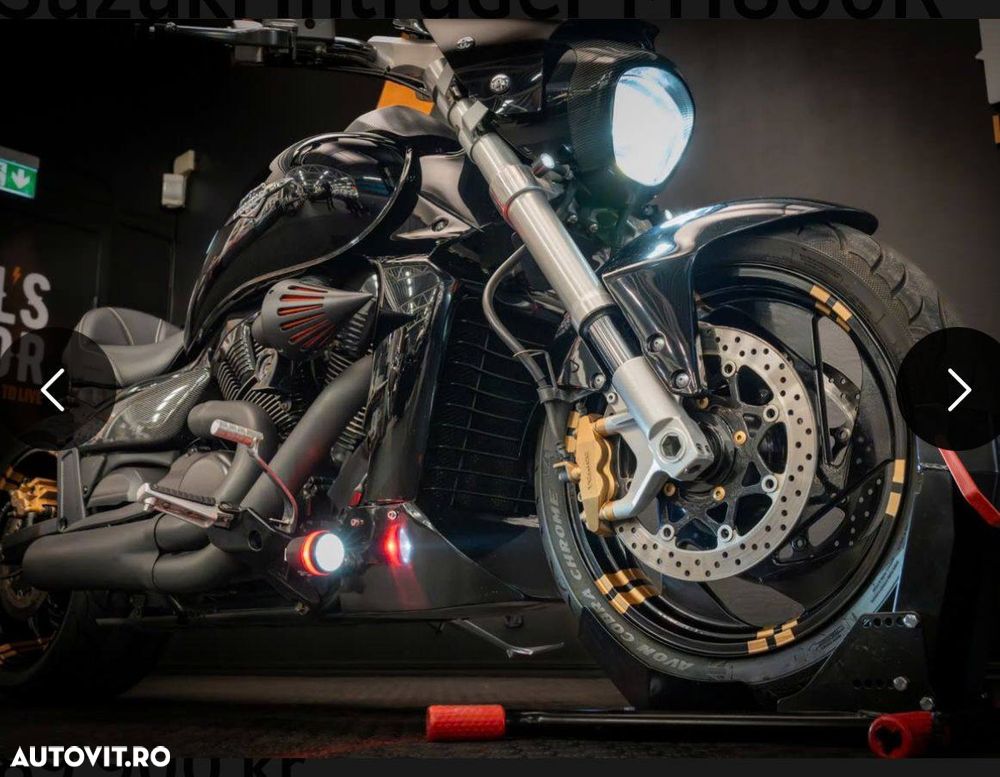 Suzuki Boulevard M109R - 14