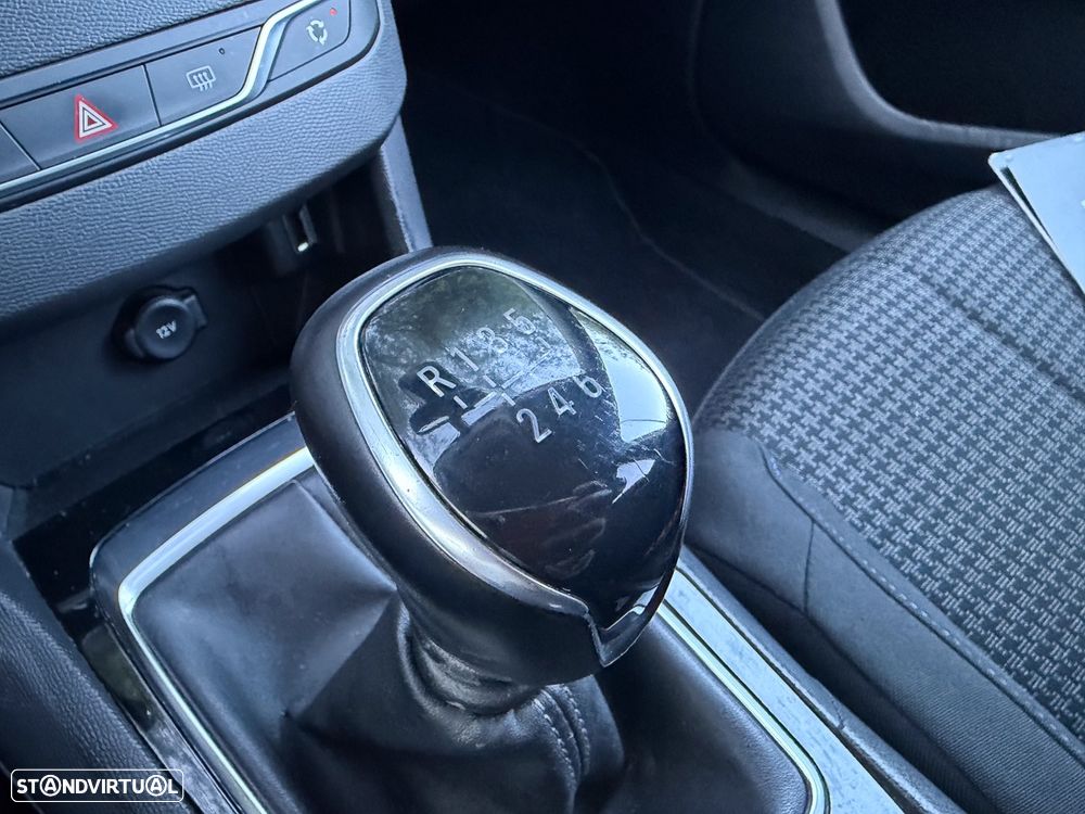 Peugeot 308 SW 1.5 BlueHDi Style - 25