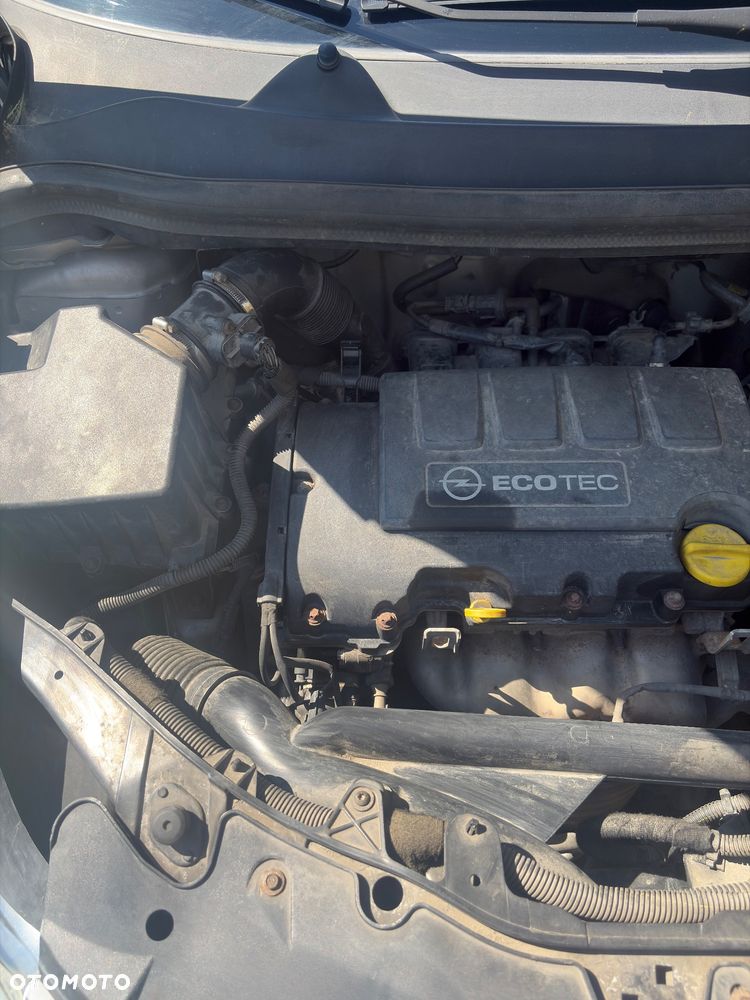 Opel Corsa 1.2 16V Enjoy - 18