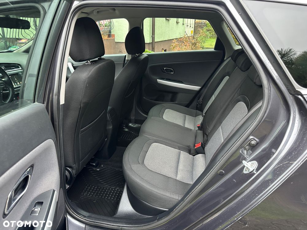 Kia Ceed 1.6 GDI ISG Dream-Team Edition - 20
