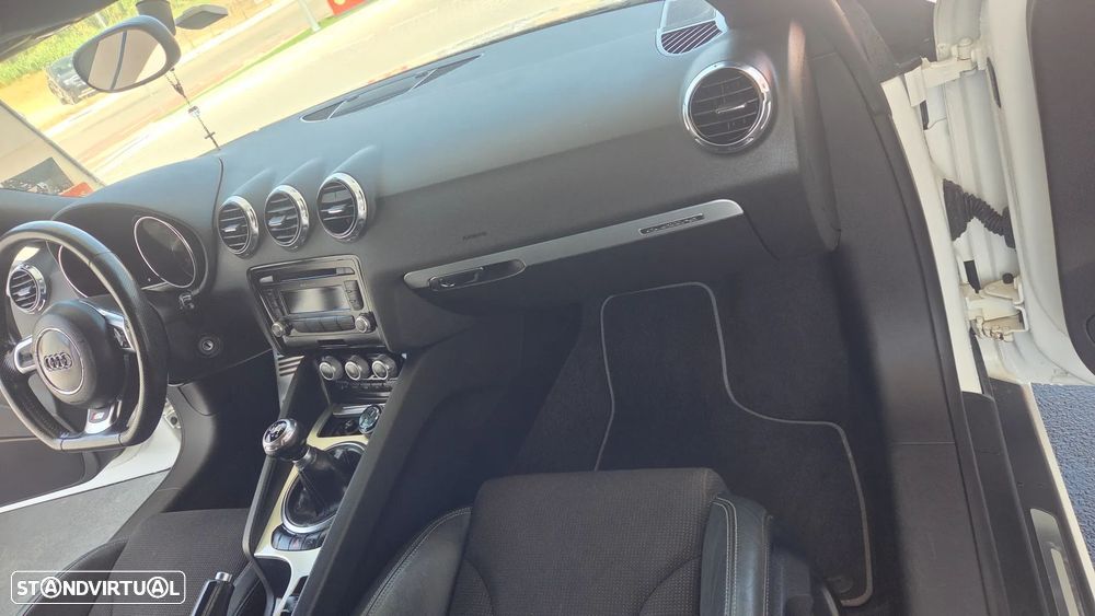Audi TT Coupé 2.0 TDI quattro - 8
