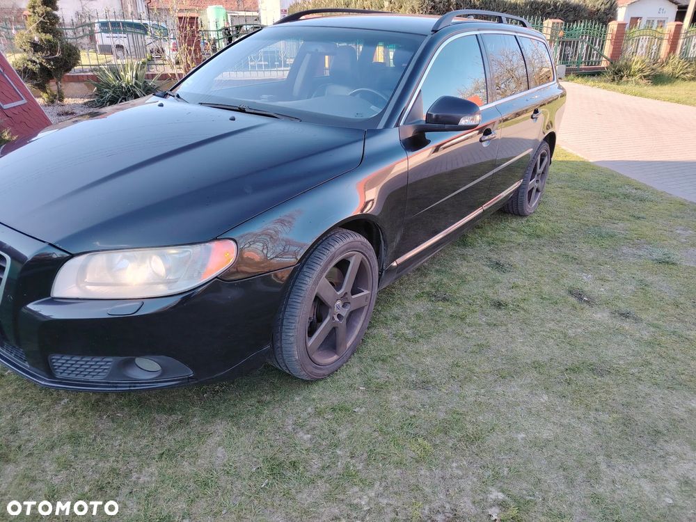 Volvo V70 - 1