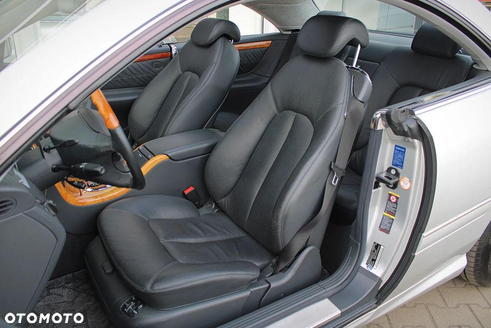 Mercedes-Benz CL 55 AMG - 22