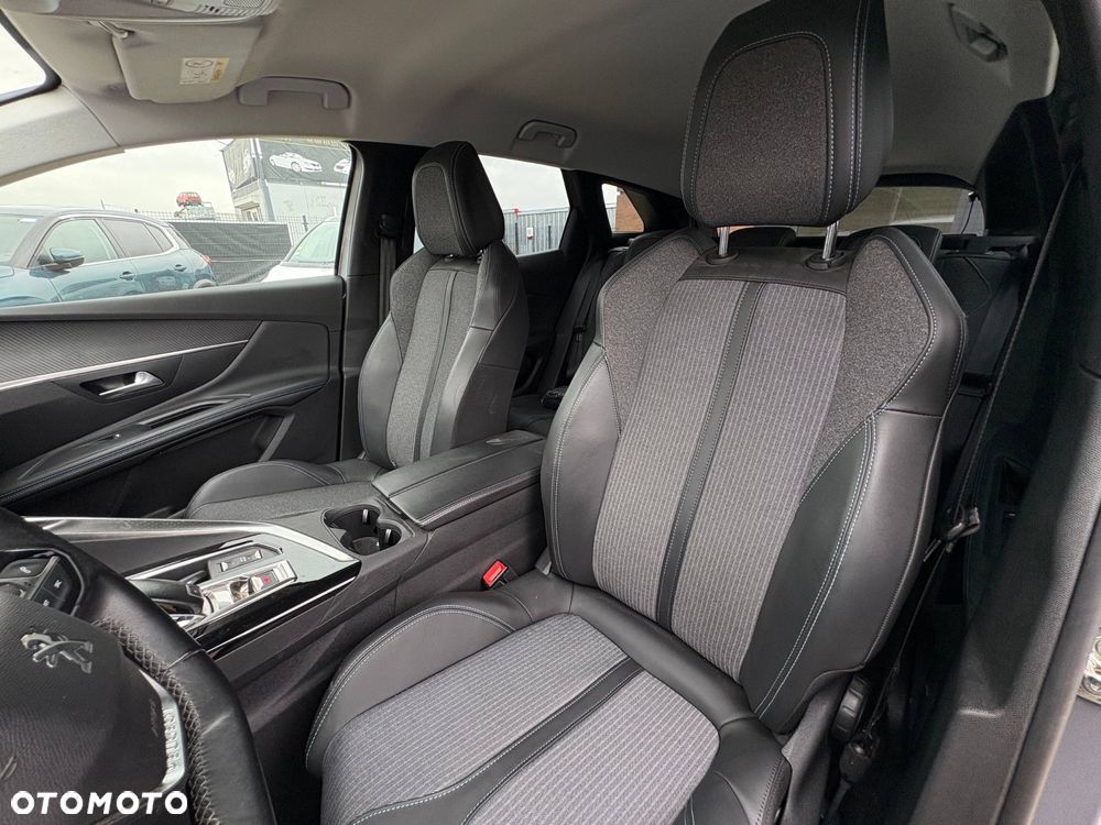 Peugeot 3008 1.5 BlueHDi Allure S&S EAT8 - 7