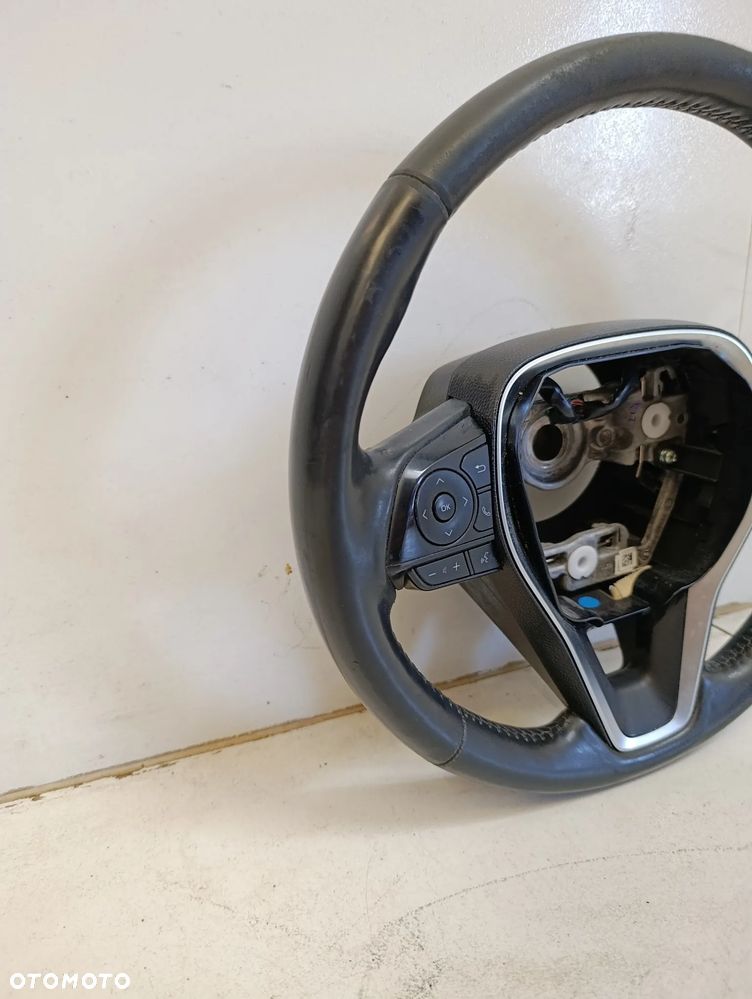Kierownica multifunkcyjna Toyota Corolla E21 - 2