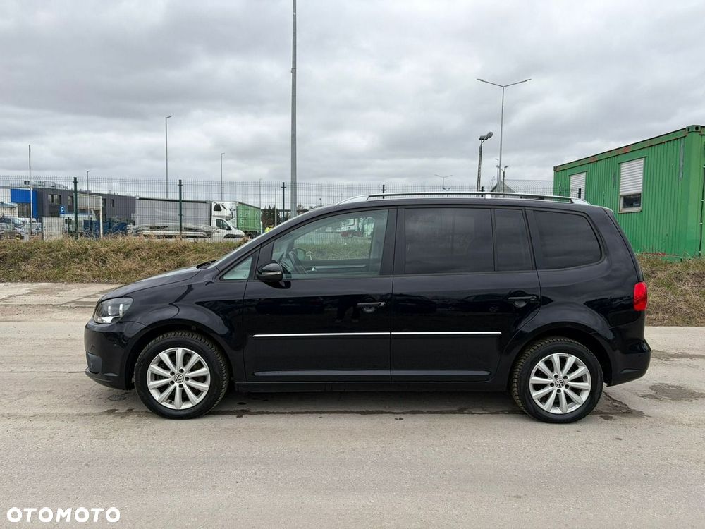 Volkswagen Touran - 5