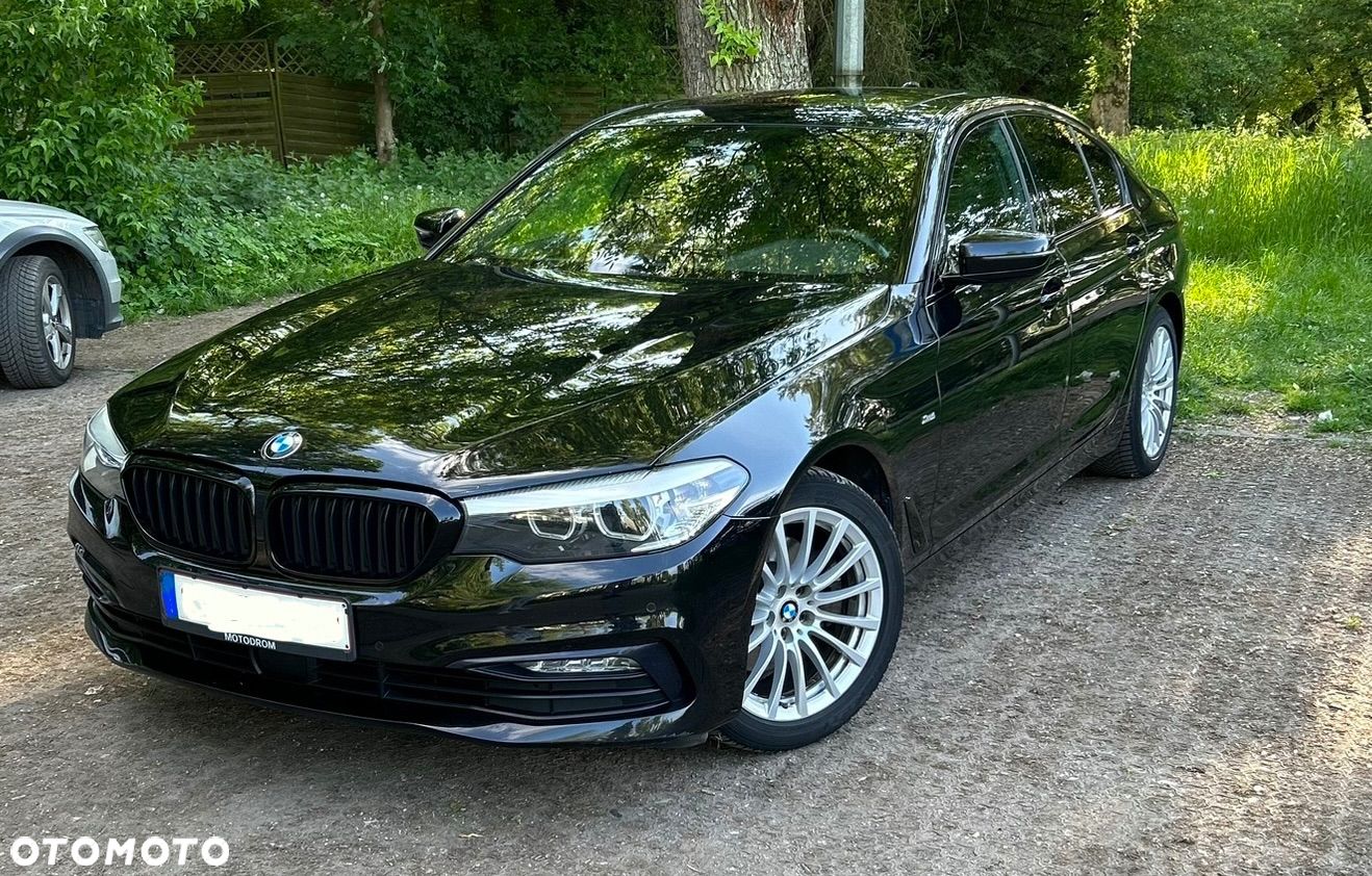 BMW Seria 5 520d Sport Line - 1