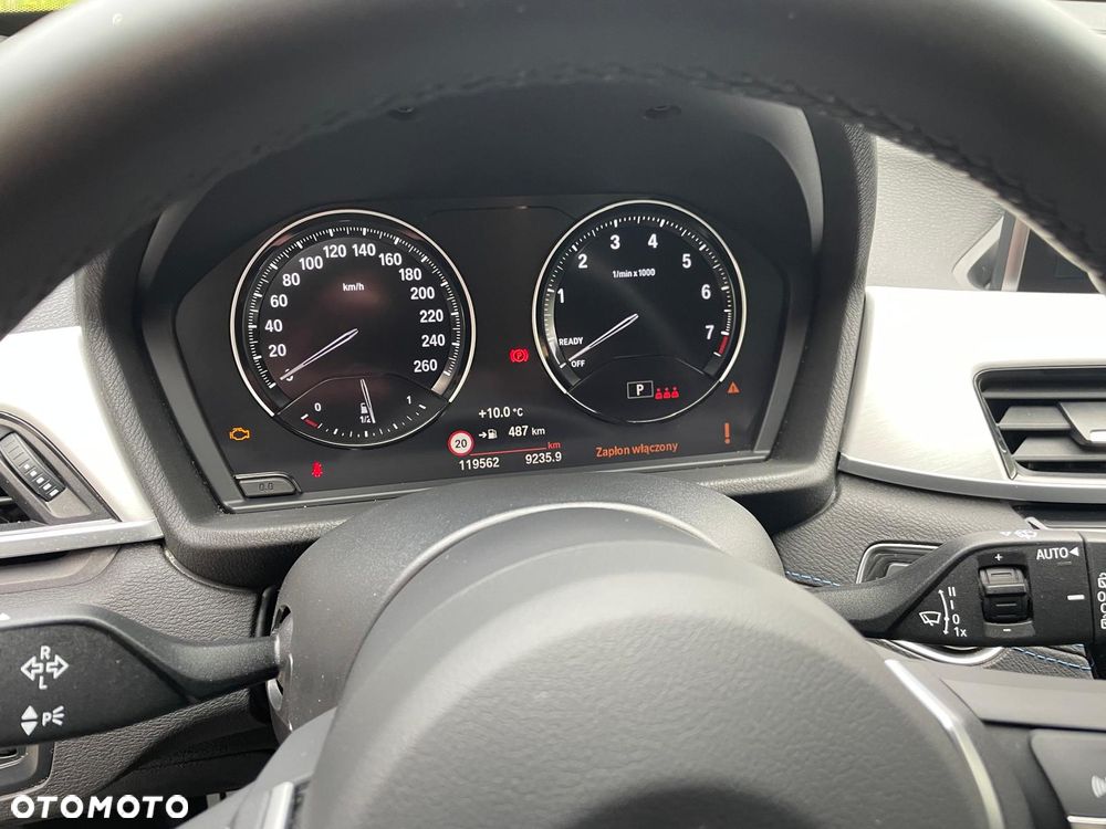 BMW X1 - 16