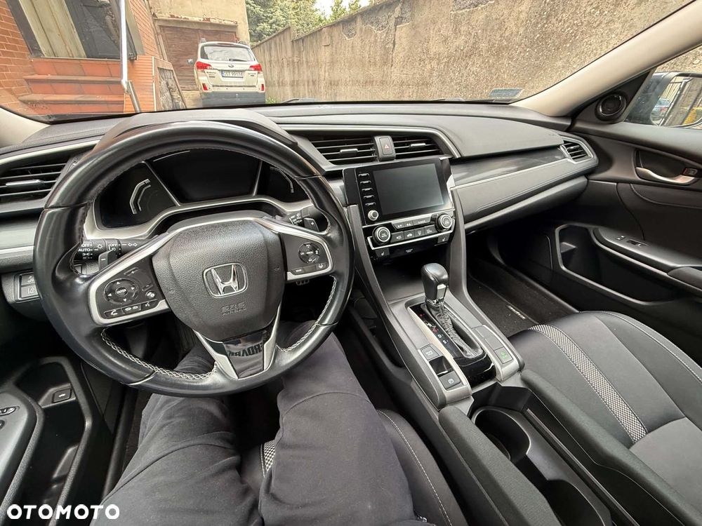 Honda Civic 1.5 T Elegance CVT - 11