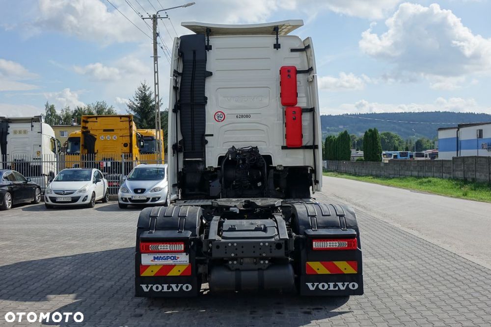 Volvo FH 500 EURO 6 / GLOBETROTTER XL / STANDARD / AUTOMAT / KLIMATYZACJA POSTOJOWA / LODÓWKA / NAVI / DWA ZBIORNIKI - 6