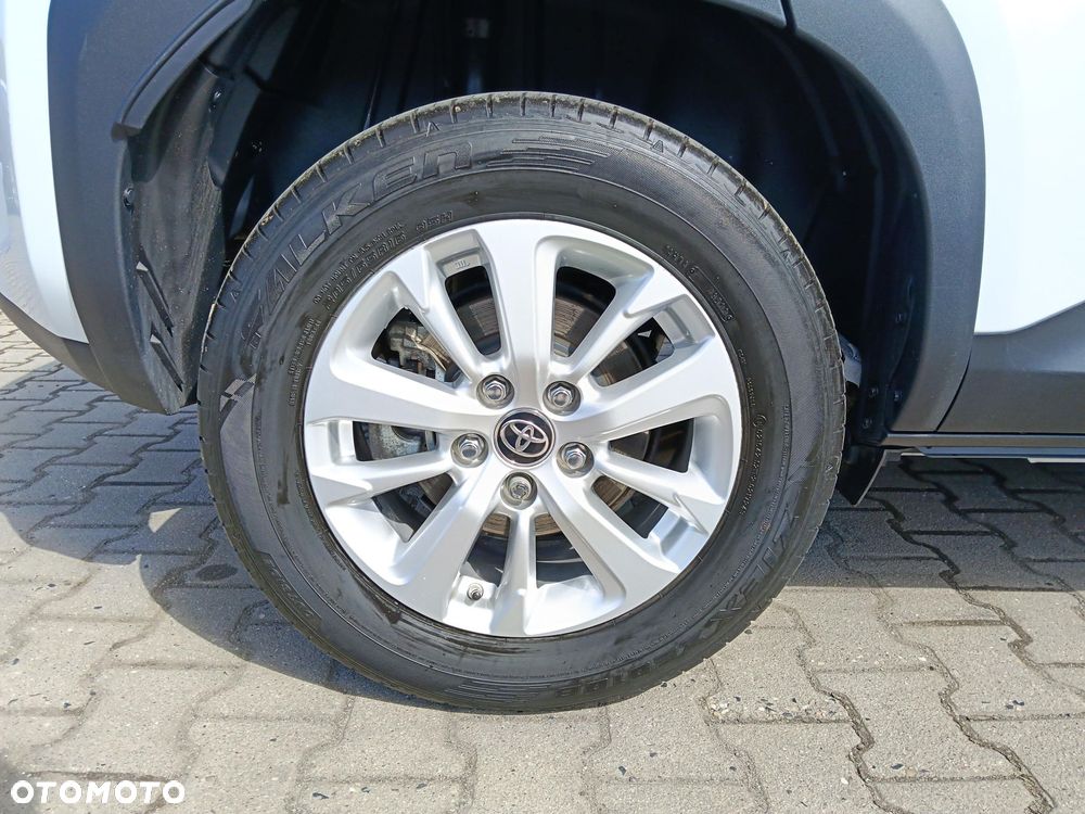 Toyota Yaris Cross Hybrid 1.5 Comfort 4x4 - 17