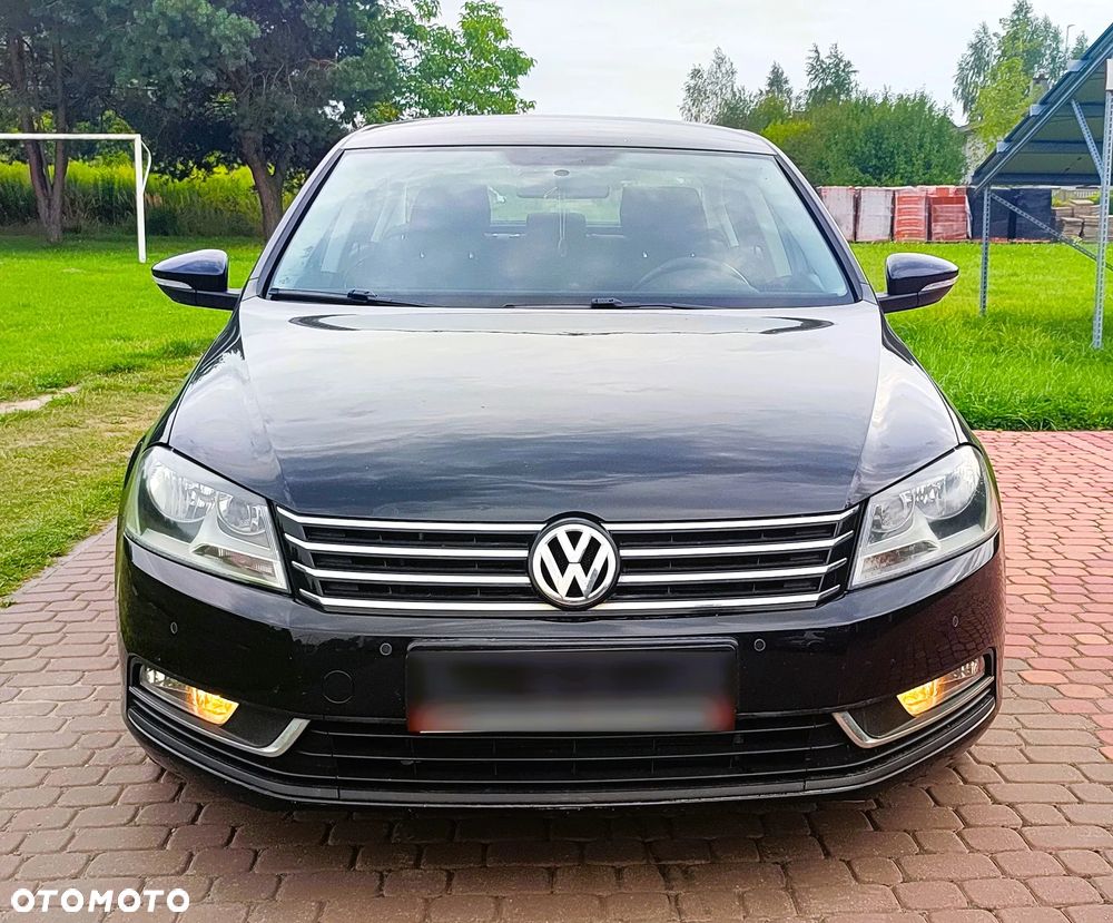 Volkswagen Passat 1.6 TDI DPF BlueMot Trendline - 3