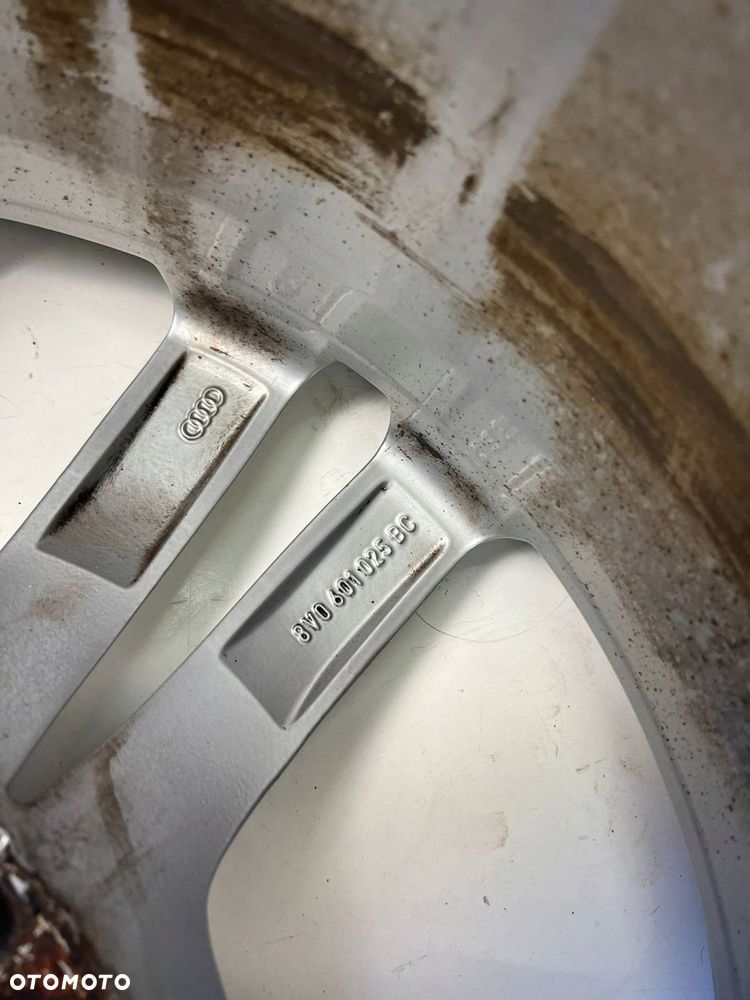 8V0 601 025 BC Felgi aluminiowe R18 Audi A3 S3 8V 18 8J ET46 - 6