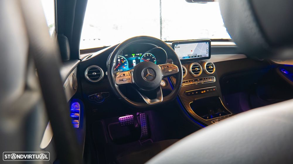 Mercedes-Benz GLC 300 de Coupe 4Matic 9G-TRONIC AMG Line Plus - 29