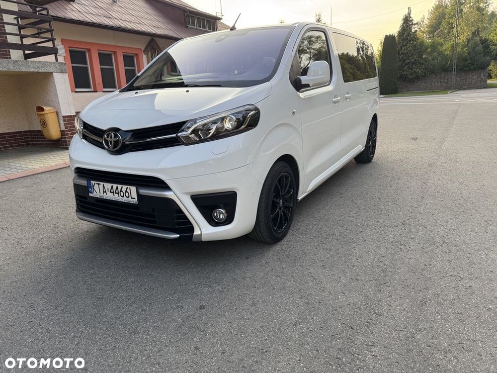 Toyota Proace Verso 2.0 D4-D Medium Family - 1