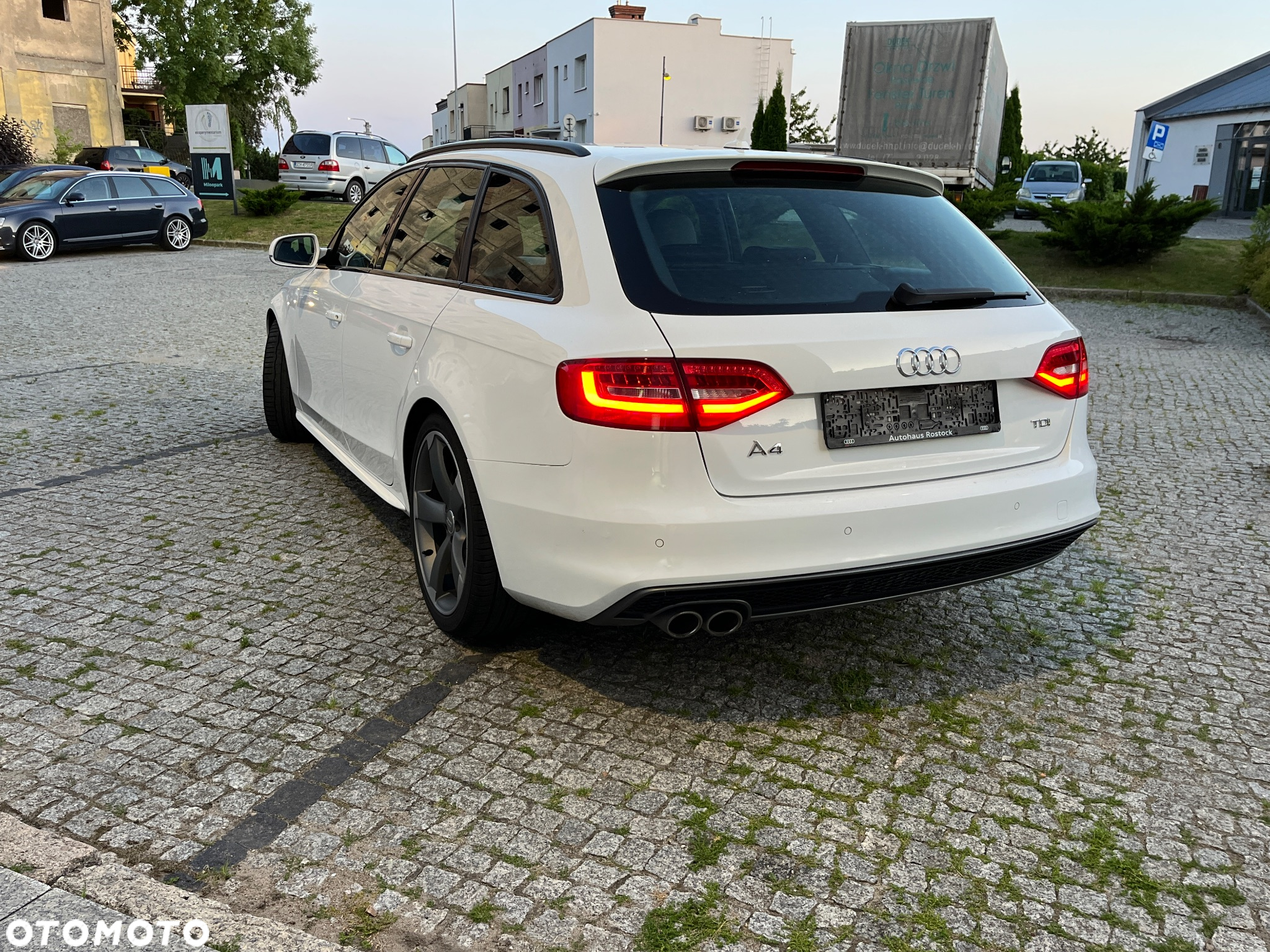 Audi A4 Avant 2.0 TDI DPF clean diesel S line Sportpaket - 6
