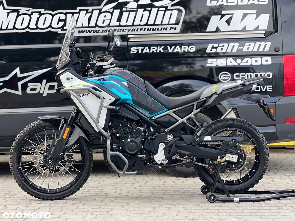 CFMoto MT - 3