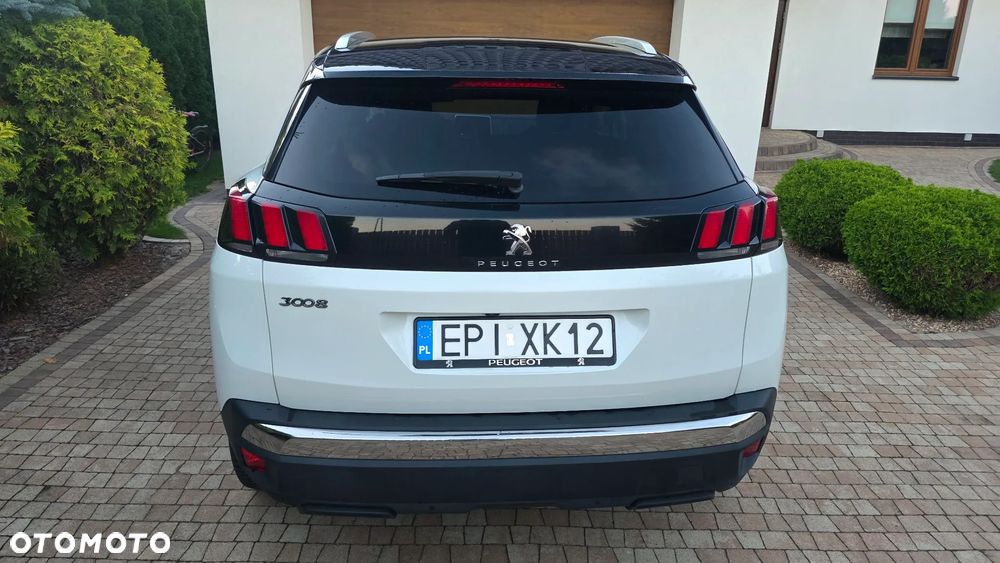 Peugeot 3008 1.2 PureTech Allure S&S - 6