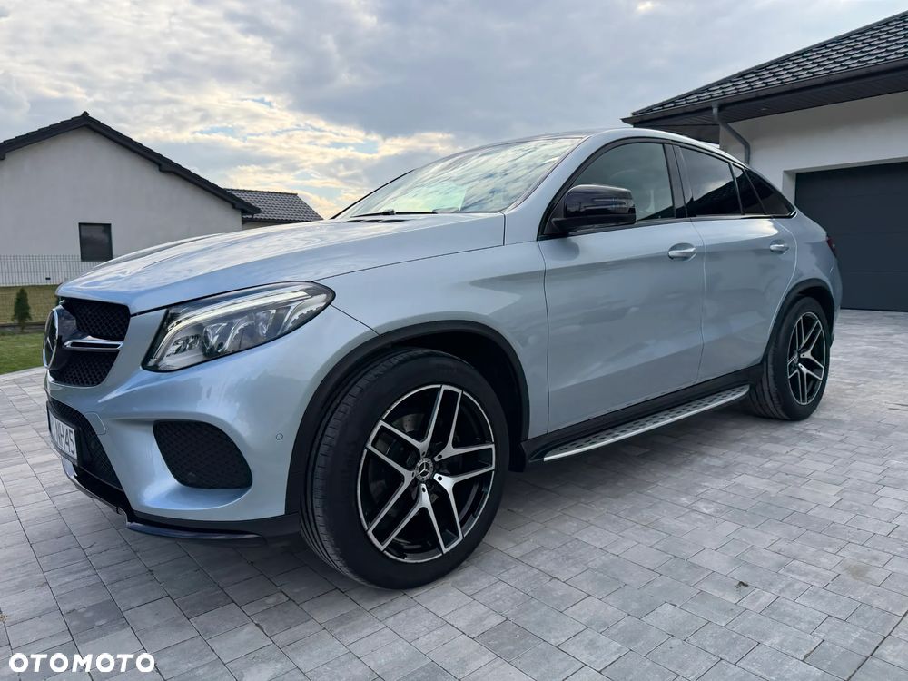 Mercedes-Benz GLE - 36