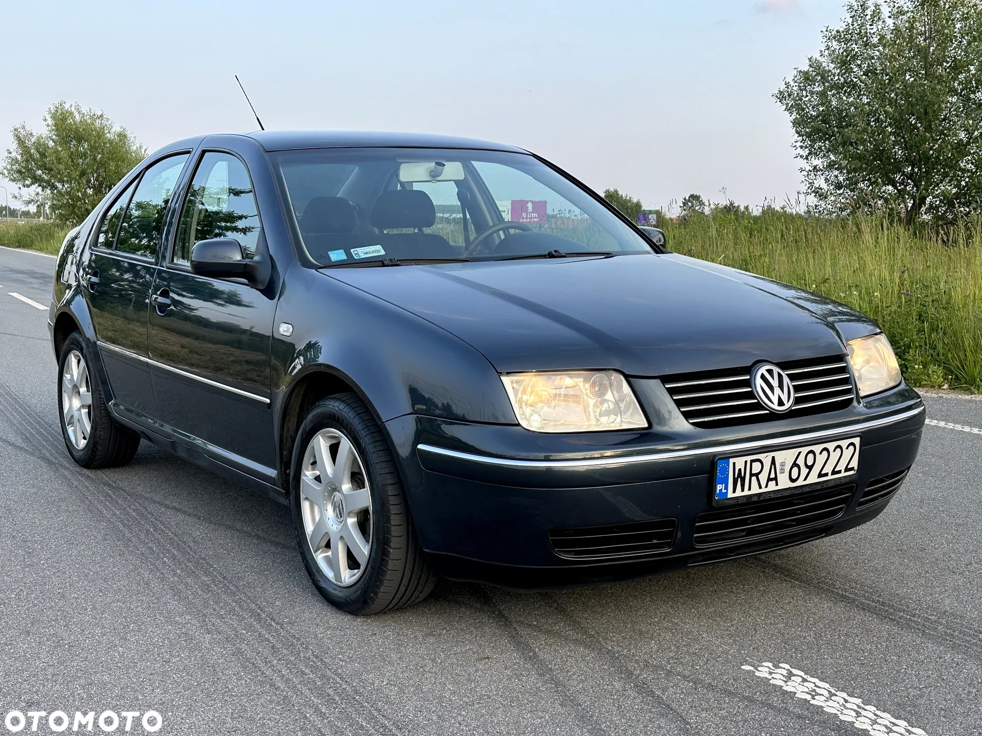 Volkswagen Bora Variant 1.9 TDI Highline - 3