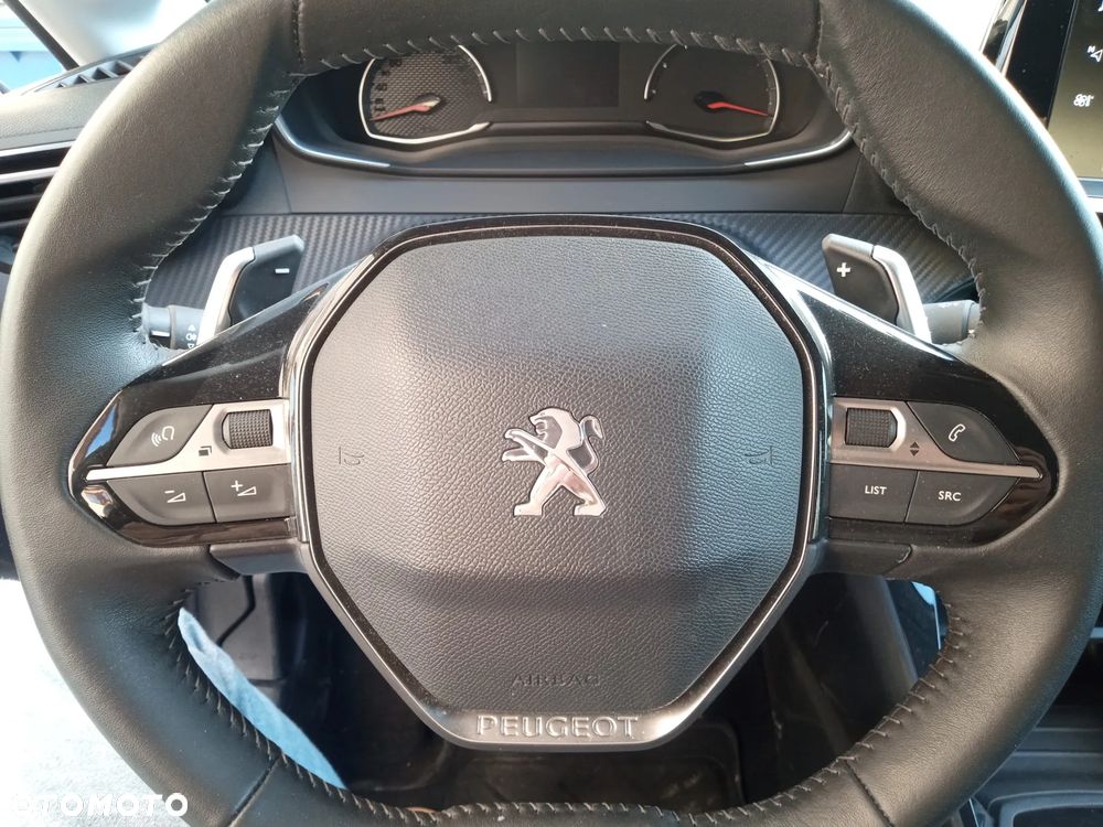 Peugeot 208 1.2 PureTech Active Pack S&S EAT8 - 7