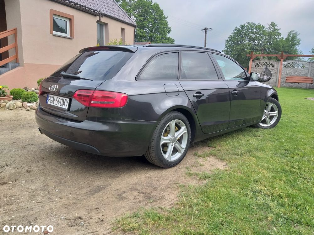 Audi A4 Avant - 6