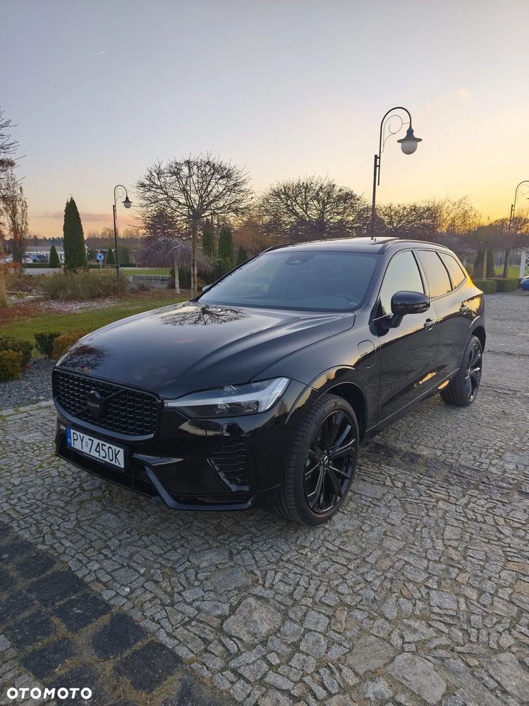 Volvo XC 60 T6 Plug-In Hybrid AWD Ultra Dark - 1