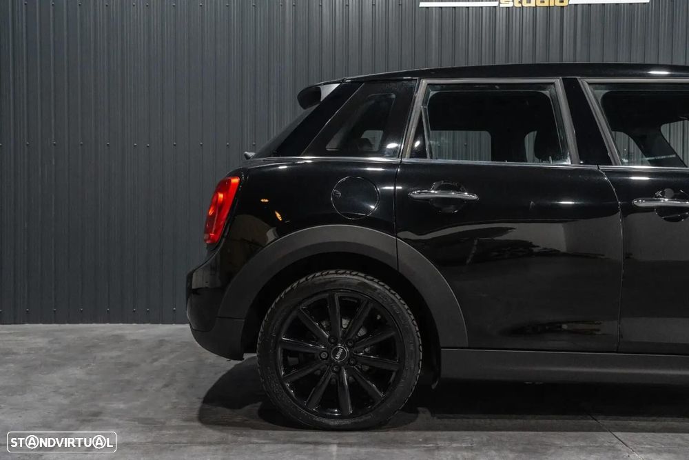 MINI 5 Portas Cooper D - 37