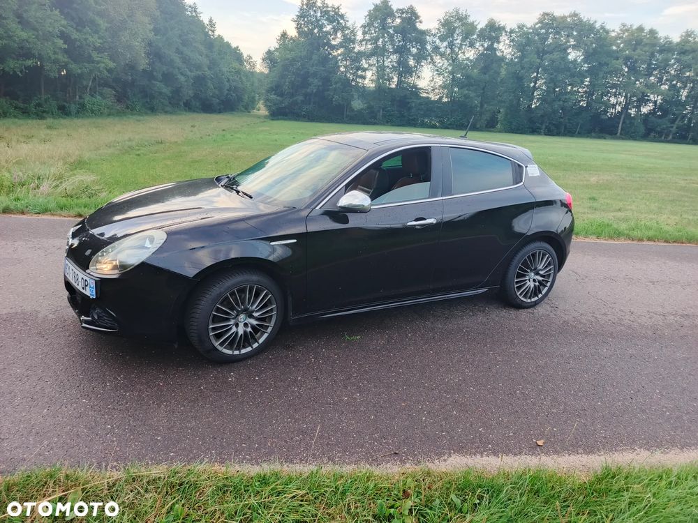 Alfa Romeo Giulietta 2.0 JTDM 16V - 4